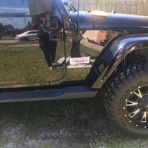 Meet your Posher, Teronica